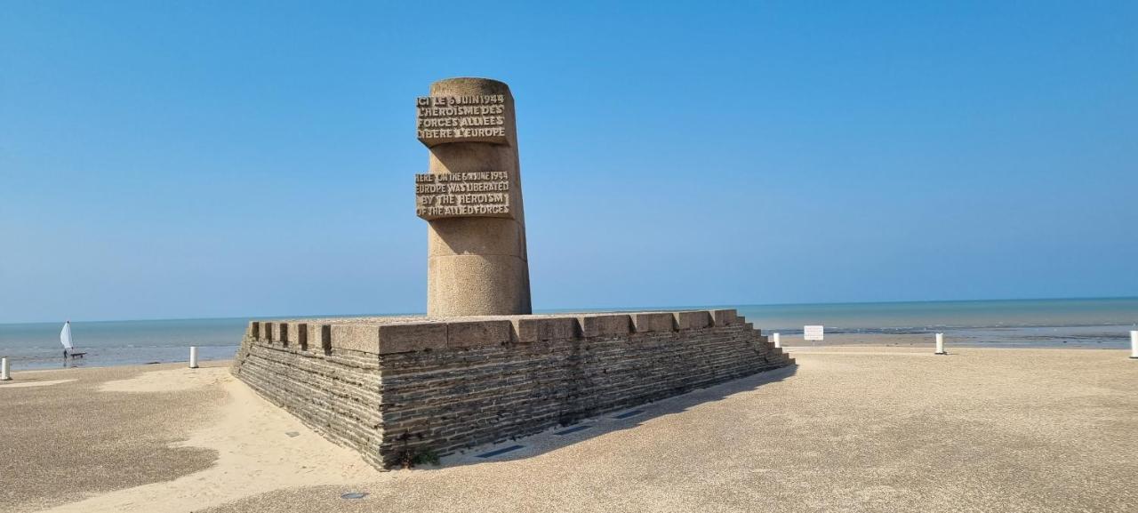 Maison De Vacances Bord De Mer Normandie Plage Du Debarquement Proche Caen Bernières-sur-Mer 外观 照片